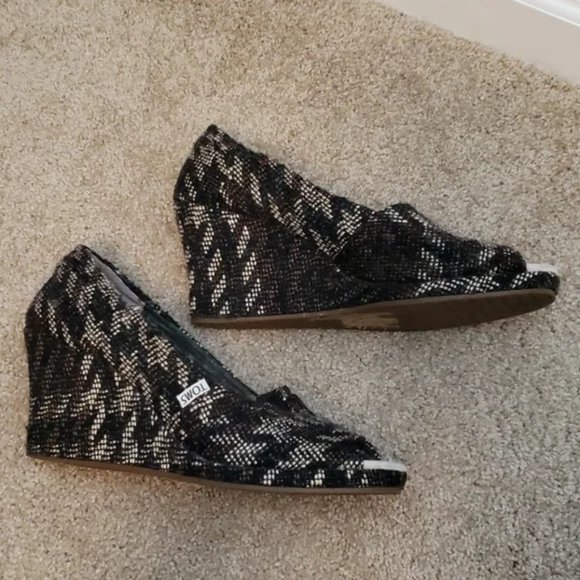 TOMS open toe, platform wedge Shoes - Picture 3 of 6